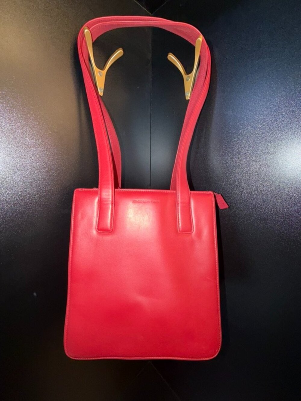 Jones New York Red Leather Zip Top Shoulder Tote Purse Classic Minimalist Bag - Picture 4 of 7